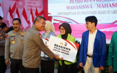 10 Mahasiswa IKTA Terima Penghargaan Beasiswa dari Kepolisian Republik Indonesia