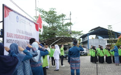 Memperingati Hari Pendidikan Nasional tahun 2025, IKTA menggelar Upacara Bendera sebagai Komitmen Menjadi Perguruan tinggi yang Berdampak bagi Masyarakat